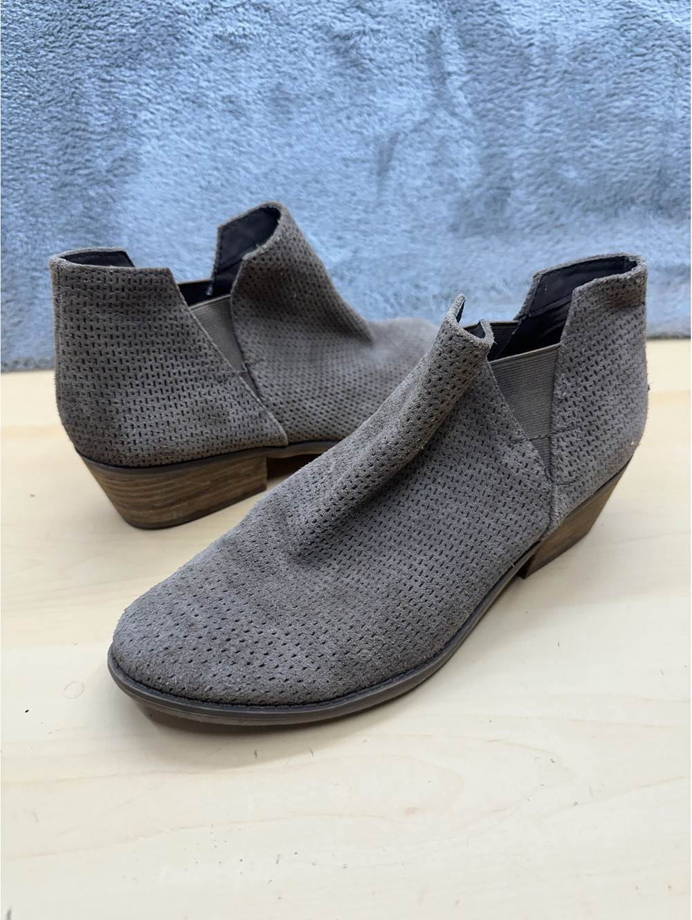 Crown Vintage Gray Suede Ankle Boots